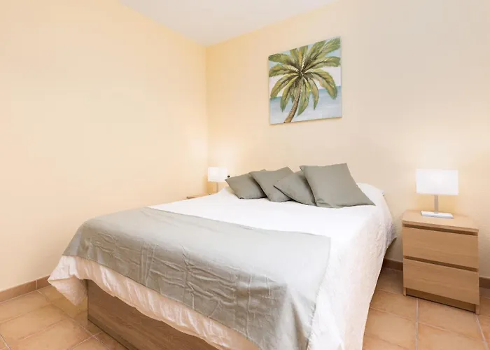 Home2book Isla Lagoa, Private Pool Vila