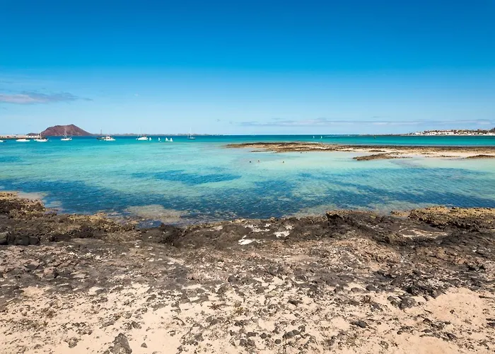 Home2book Isla Lagoa, Private Pool ラ・オリーバ